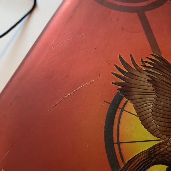 SOLD!! The Hunger Games Book and necklace set - Picture 11 of 15